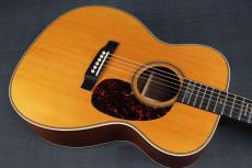 Martin 000-28EC Crossroads_10