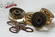 59PARTS SET OF 4 HAND AGED SPEEDKNOBS_2