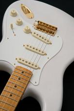 Fender Limited Edition American Vintage II 1957 Stratocaster 3A Flame Maple Neck White Blonde【限定モデル】_5