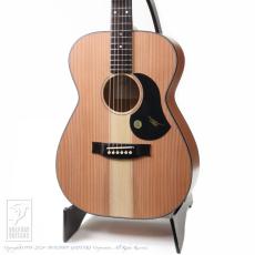 Maton RM808