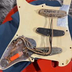 Fender 1965 Stratocaster Refinish Fiesta Red_11