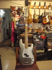 Fender 75th Anniversary Precision Bass Diamond Anniversary_2