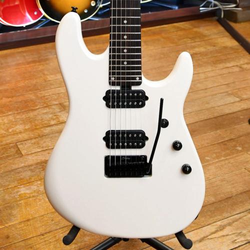 Sterling by MUSIC MAN Richardson 7