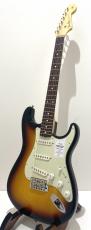 Fender Made in Japan Traditional 60s Stratocaster, Rosewood Fingerboard /  3-Color Sunburst_2