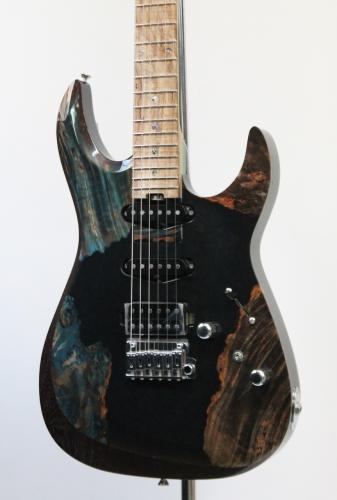 infinite Trad Fullsize Dinky ST Stabilized Maple / Black & Blue【特別なショーモデル】