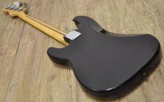 Fender Standard Precision Bass_12