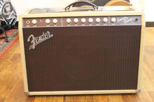 Fender Super-Sonic 22 Combo