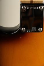 Fender New American Vintage 56 Stratocaster 2-Color Sunburst 2013_8