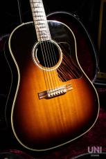 Gibson J-45 Vine Custom / 2008_11