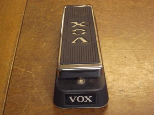 VOX V847