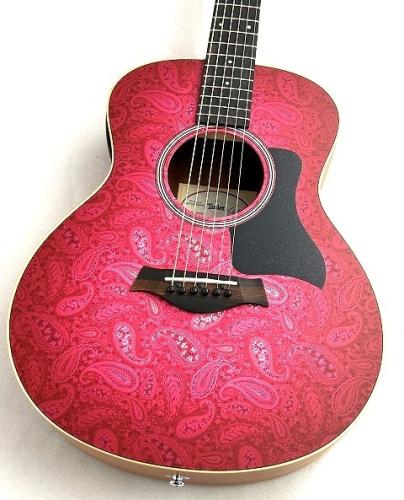 Taylor GS Mini-e special edition Fuchsia Pink Paisley 【鮮やかなピンクカラー】【サイズ感を超える鳴り】