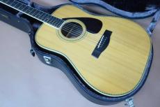 YAMAHA L-10 / Original Gold TM-50G・Solid Ezo Spruce Top・Solid Jacaranda Side and Back・Mahogany Neck・Ebony Fingerboard & Bridge・Original Tortoises Color Pick guard【With Yamaha Hard Case】1977年製_2