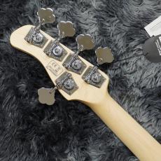 Sire Marcus Miller V7 2nd Generation Alder 5-String AWH (Antique White) 【2025年製】【5弦】_6