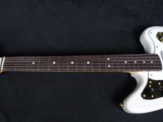 Fender Made in Japan Traditional 2025 Collection 60s Jaguar White Pearl_4