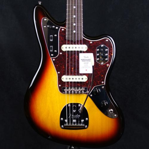 Fender Made in Japan Traditional 60s Jaguar 3-Color Sunburst