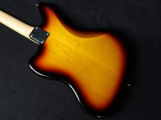 Fender Made in Japan Traditional 60s Jaguar 3-Color Sunburst_7