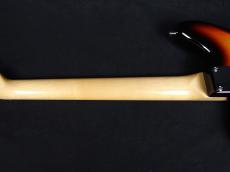 Fender Made in Japan Traditional 60s Jaguar 3-Color Sunburst_8