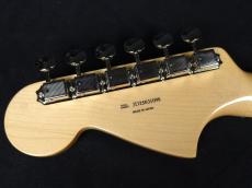 Fender Made in Japan Traditional 60s Jaguar 3-Color Sunburst_9