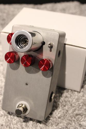 Lee Custom Amplifier VOD-1【12AX7真空管搭載オーバードライブ】【即納可能】【店頭展示品】