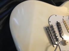 Fender Japan ST72R-55M_4