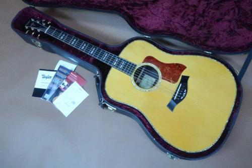 Taylor 2011BTO DNE-ADS/RW Custom / Built to Order・Adirondack Spruce Top・Indian Rosewood Side and Back・Abalone Trim and Rosette・Ebony Fingerboard and Bridge・Gloss Finish・Expression System【With Original Ha