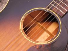 Gibson LG-2 1952 "Small Guard"_11