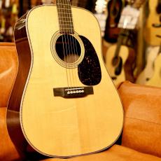Martin 【クロサワ本店】D-28 Modern Deluxe シリアルナンバー:2953482【ベアクロー強め】【48回無金利分割】
