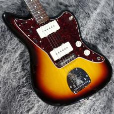 Fender Made in Japan Traditional 60s Jazzmaster 3-Color Sunburst 2023_3