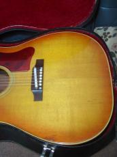 Gibson Gibson J-45 CHSB / Fade Cherry・Wide Neck (42mm)・Jacaranda Fingerboard & Adjustable Bridge・Ceramic Saddle・Spruce Top・Mahogany Side and Back【With Cipboard Case 】1965年製_9
