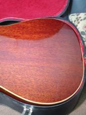 Gibson Gibson J-45 CHSB / Fade Cherry・Wide Neck (42mm)・Jacaranda Fingerboard & Adjustable Bridge・Ceramic Saddle・Spruce Top・Mahogany Side and Back【With Cipboard Case 】1965年製_11