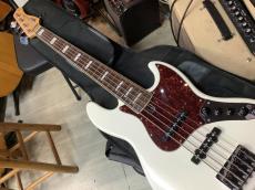 Sire Marcus Miller  V7 Alder 5st 2nd Generation  Antique White _4