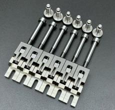 Floyd Rose Titanium Double Locking Systyem Locked Saddles for Tremolo/フロイドローズ/アップデートキット/トレモロシステム/送料無料_3