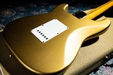 Fender Custom Shop Limited Edition H.L.E. Gold Stratocaster 099 of 500 / 1989_7