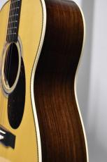 Martin OMJM  #2935125【木目の詰まった上質なスプルースTOP】【試奏動画あり】_5