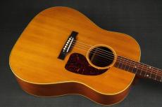 Gibson J-50_11