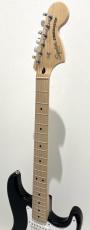 Squier Affinity Series Stratocaster,Maple Fingerboard / Black_3