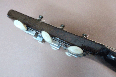 Gibson -45 / Taper Head・Traditional Logo・Spruce Top・Mahogany Side and Back・Jacaranda Fingerboard & Bridge・Normal  Bone Saddle・Small Tortoise Color Pick guard【With Original Chipboard Case 】1951年頃製_9