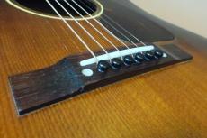 Gibson -45 / Taper Head・Traditional Logo・Spruce Top・Mahogany Side and Back・Jacaranda Fingerboard & Bridge・Normal  Bone Saddle・Small Tortoise Color Pick guard【With Original Chipboard Case 】1951年頃製_14