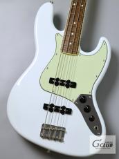 J.W.Black Guitars(ジェイダブリューブラックギターズ)、ギター/ベース