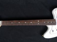 Fender Made in Japan Traditional 2025 Collection 60s Jazzmaster White Pearl_4