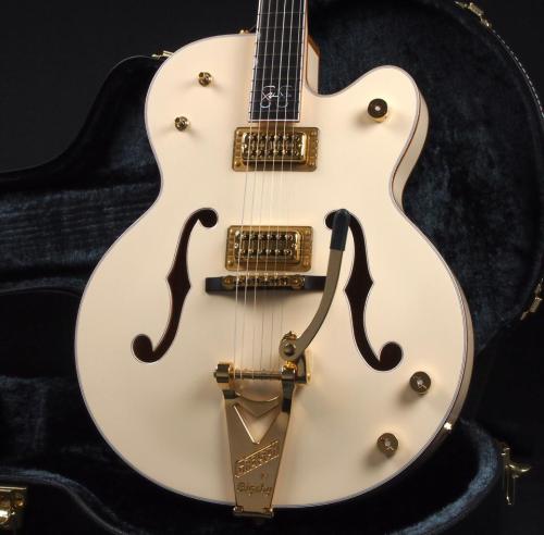 Gretsch G6136-1958 Stephen Stills Signature White Falcon with Bigsby ~Aged White~