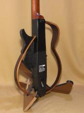 YAMAHA SLG200N TBL_3