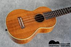 Collings UC2K (2009) コリングスのコンサートウクレレ入荷しました!_14