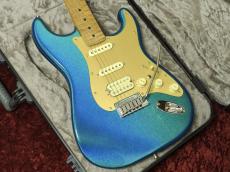 Fender Limited Edition American Ultra II Stratocaster HSS RMN Aurora Rainbow Metallic_3