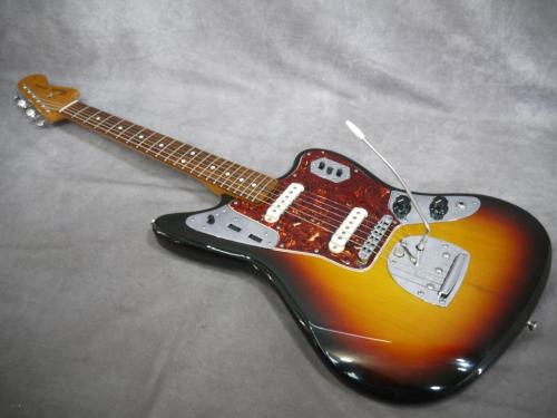 Fender Classic Player Jaguar Special【Fenderらしさと実用性を両立したJaguar】