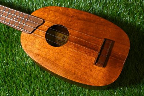 Kamaka Soprano Pine WhiteLabel【VINTAGE/1970s】