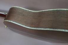Terry's Casual TC-J7 Cherry / Head Abalone Trim・Top and Side and Back All Abalone Trim・Sakura Fubuki Inlay・Solid Spruce Top・Solid Option Honduras Rosewood Side and Back・Mahogany and Ebony 5P Neck【With T’sT Original _4