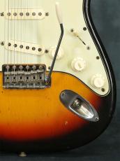 Fender 1963-1965 Strartocaster Sunburst_9