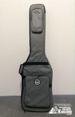 Balaguer Guitars The Goliath Bass Select Satin Vintage White【バーズアイローステッドメイプル&ステンフレット!】_8