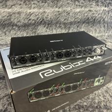 Roland Rubix 44